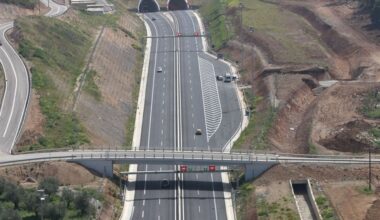 Contractors eye infrastructure projects | eKathimerini.com