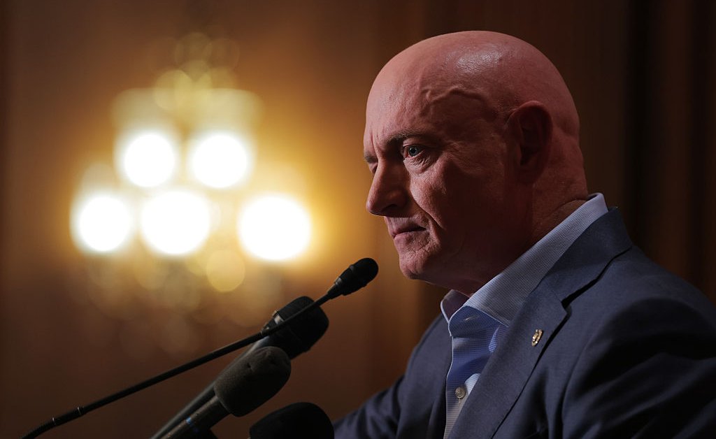 Kelly Vows to 'Fight' Pentagon Proceedings Over Video