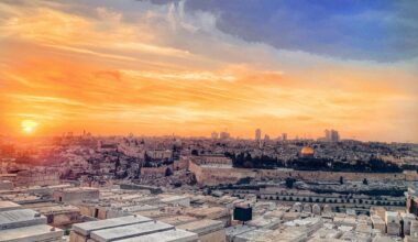 The Blogs: In Jerusalem, early risers win eternity | Sarah Tuttle-Singer