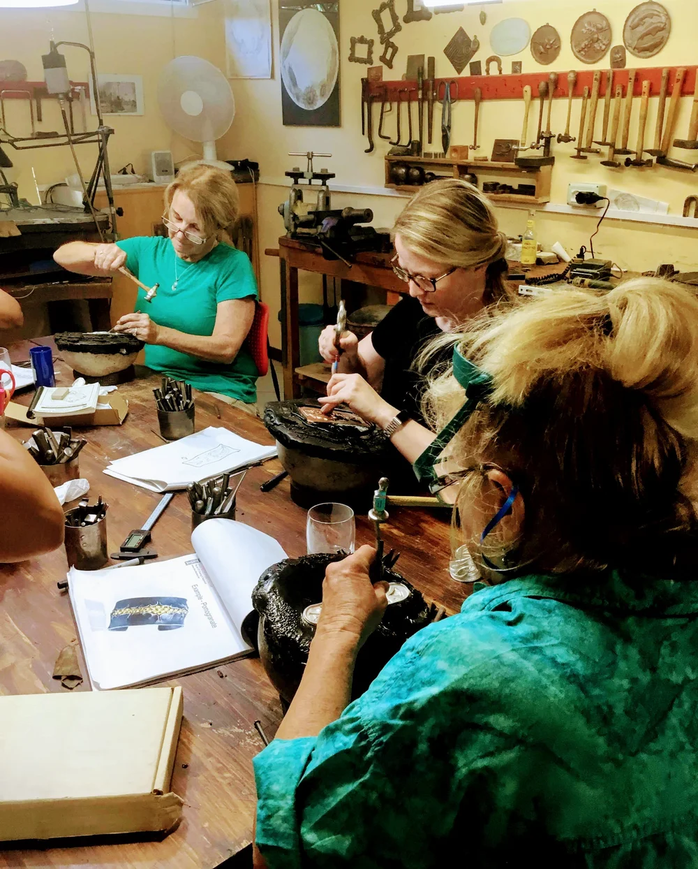 Craftsmanship evolution inside Italy’s luxury gold market