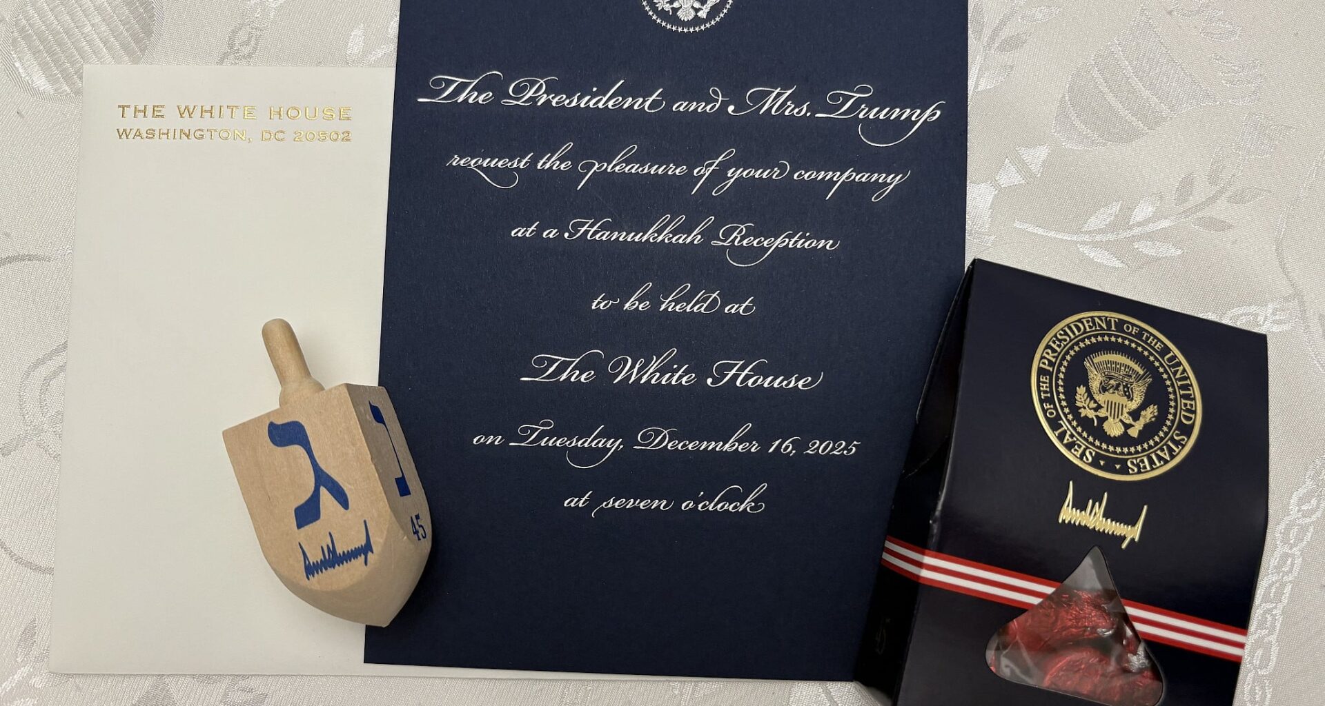 The Blogs: Hanukkah Lights in the Capital: My Miracle at the White House | Lila Shoshana Chertman