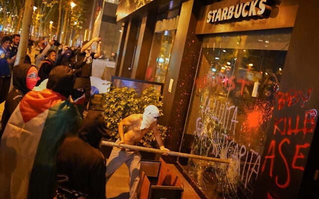 The Blogs: Spain’s Embargo Theater 2.0 | Jose Lev Alvarez Gomez