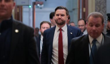 Secret Service Agent Spilled 'Sensitive Details' About JD Vance on a Fake Date