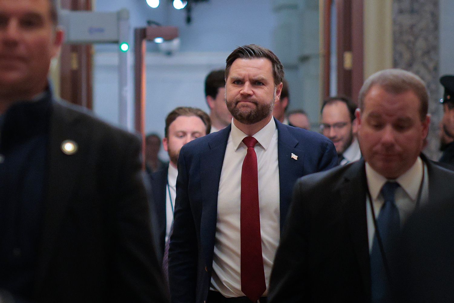 Secret Service Agent Spilled 'Sensitive Details' About JD Vance on a Fake Date