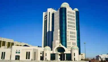 Kazakh Senate to Debate Key Deals With Mongolia, France