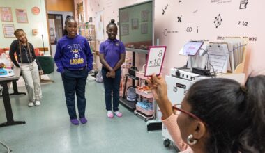 Dallas-Fort Worth women’s wages sink in a rising economy