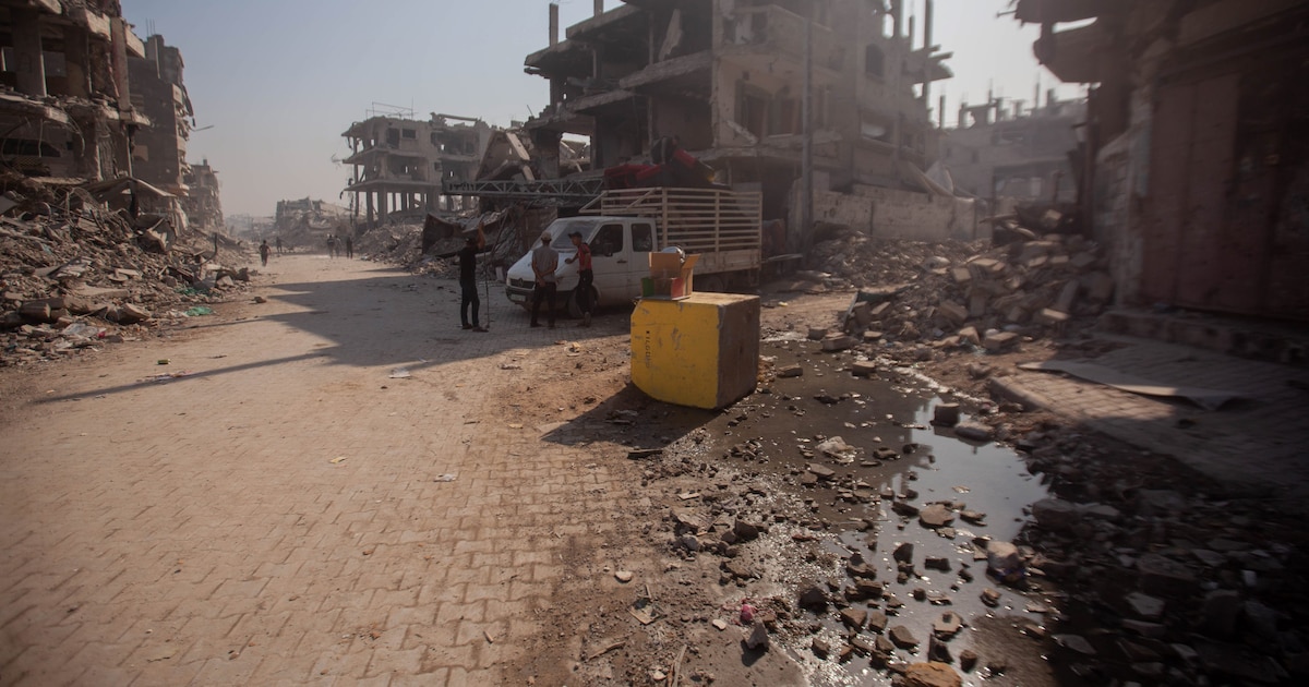 A Gaza, des blocs de béton jaune matérialisent la frontière entre la zone contrôlée par Israël et celle contrôlée par le Hamas.