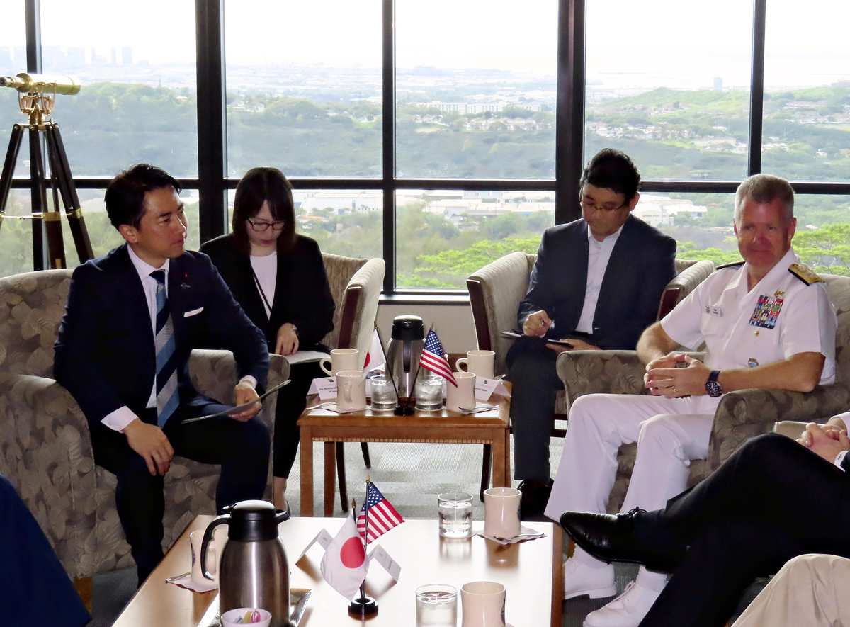 Japan’s defence minister Koizumi meets U.S. Indo-Pacific Command head in Hawaii