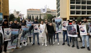 Lebanon approves Syrian prisoner transfer; first 300 to be handed over