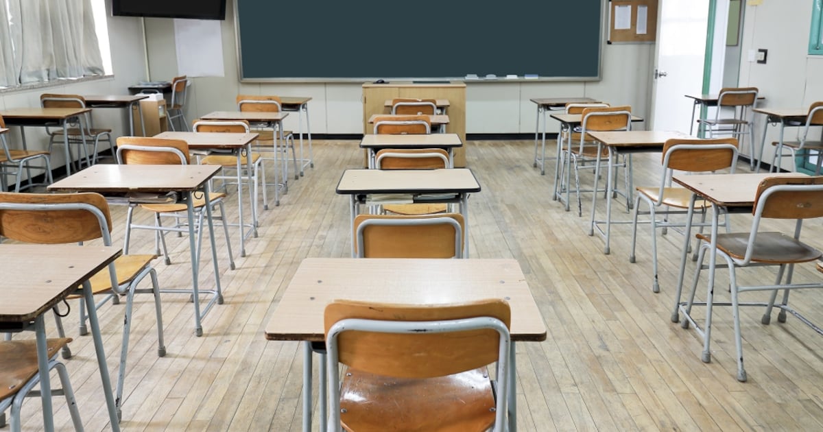 Freezing weather causing school closures in Manitoba - CTV News