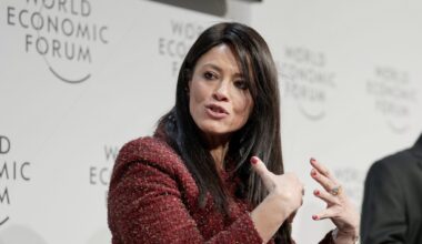 Planning Minister announces €1 billion to be disbursed from the European Union on Thursday