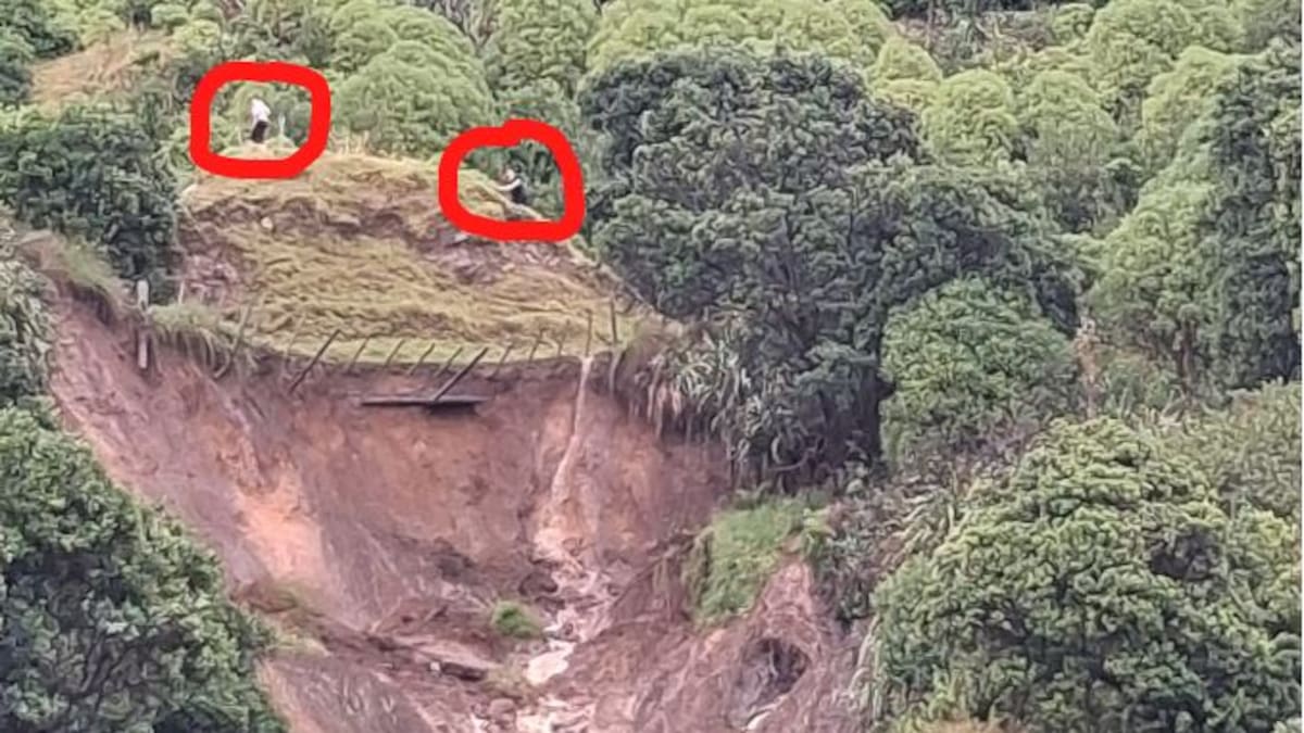 Mount Maunganui landslide: Photo shows walkers standing precariously above slip – nearly two hours after 111 call to report it