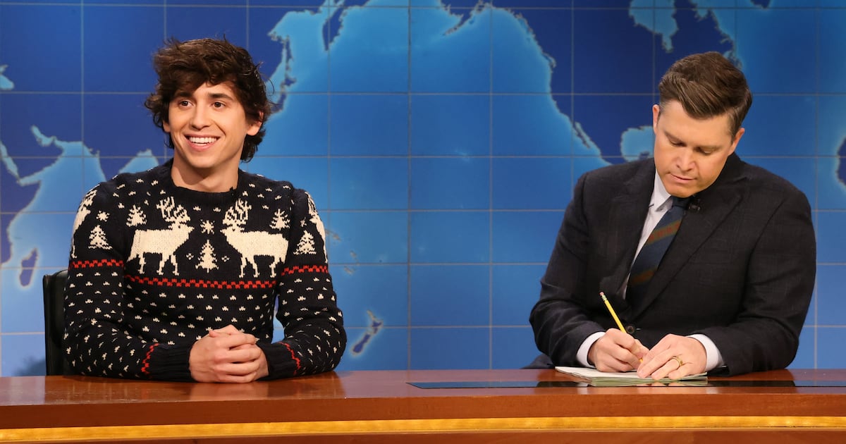 SNL’s Marcello Hernández Hits MAGA Immigrant-Haters in Debut Netflix Special