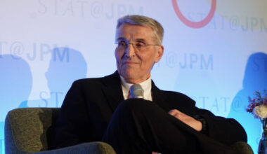 FDA veteran Pazdur warns that politics, ‘chaos’ are hurting agency