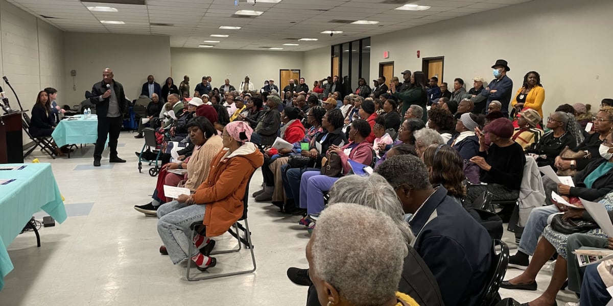 Delta Utilities customers voice concerns over high gas bills at Baton Rouge town hall