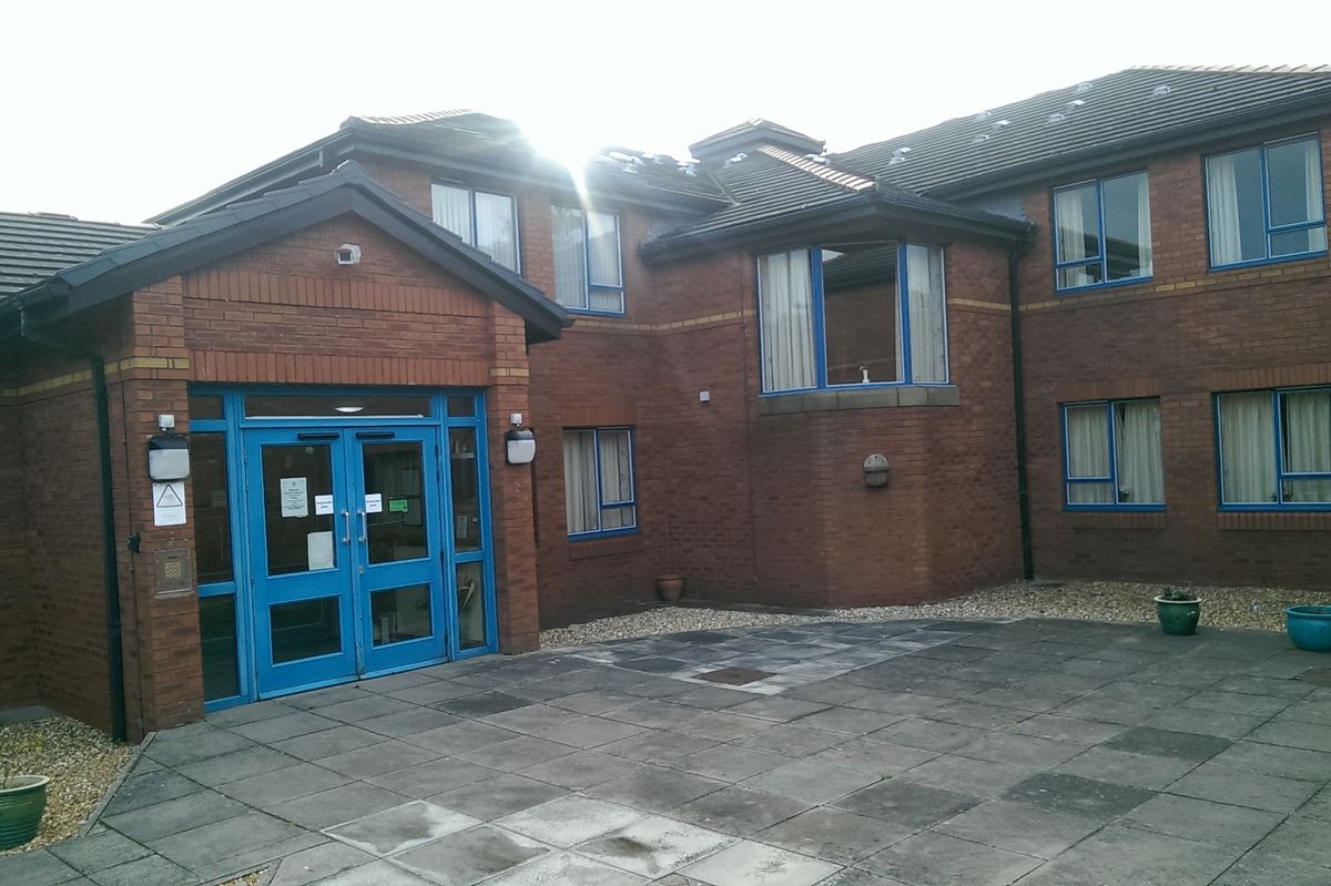 Plas yn Rhos in Rhosllanerchrugog 