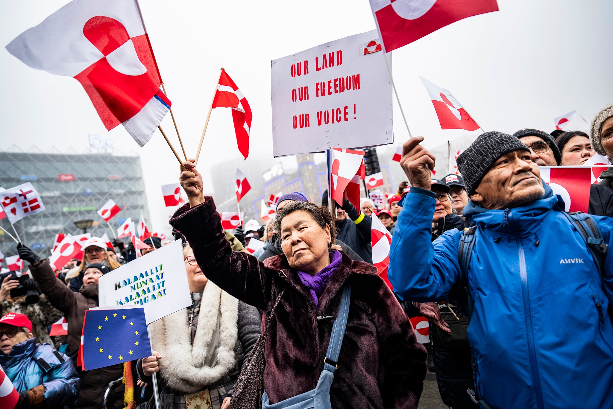 Thousands took to the streets of Copenhagen on Saturday to protest against Trump’s threats