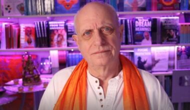 'New Nostradamus' predicts Royal Family death and end of Russia-Ukraine War in 2026 | News World