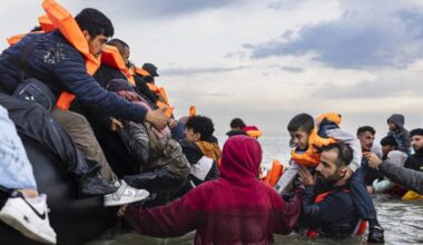 Home Office set to deport asylum seekers to Syria despite safety fears