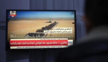 Saudi forces strike Yemen separatists amid 'war'