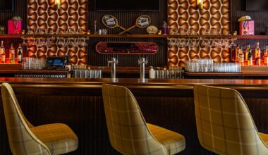 New Women’s Sports Bars Are Reviving the Lesbian Bar Scene