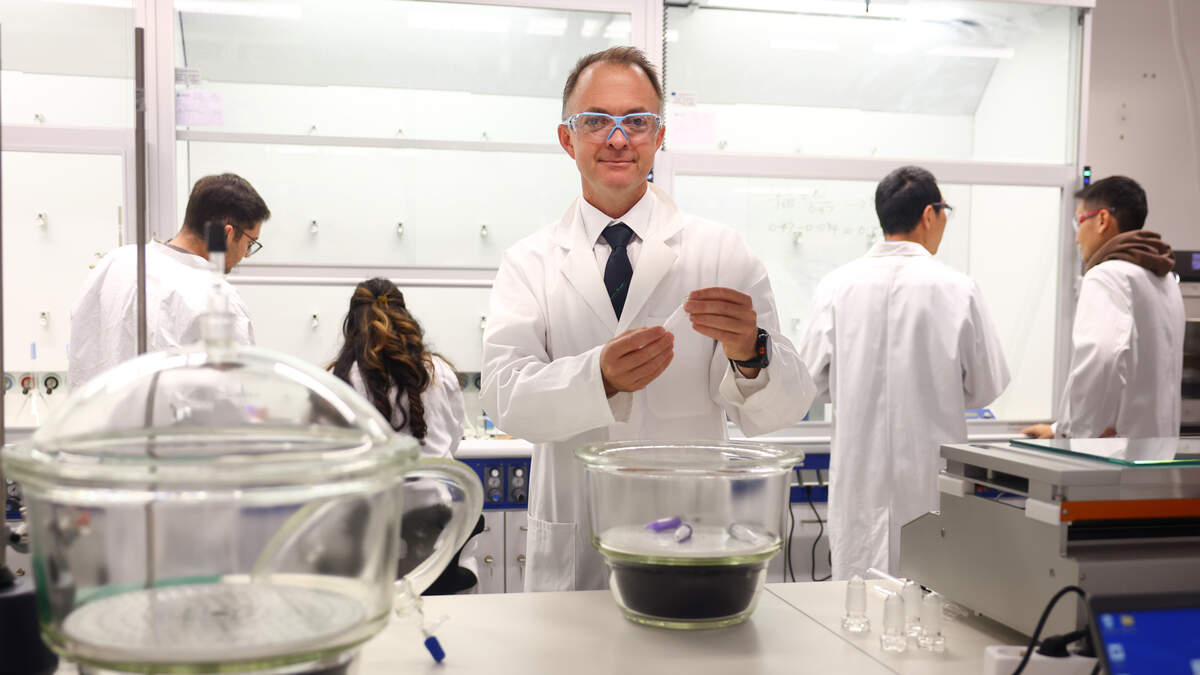 Bradley Ladewig, Paul Wurth Chair of Energy Process Engineering and vice dean of the Faculty of Science, Technology and Medicine