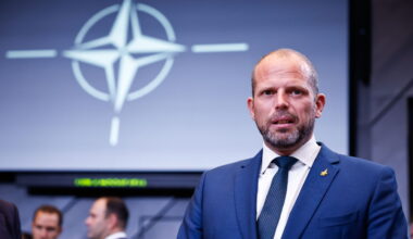 La défense doit dépenser des millions de moins pour satisfaire aux normes de l'OTAN - Business AM