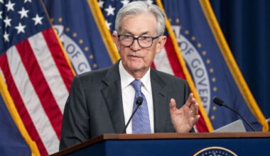 Trump's dispute with the Fed puts agency independence in question