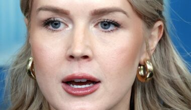 White House Desperate to Talk Furious Trump Voters Off Ledge