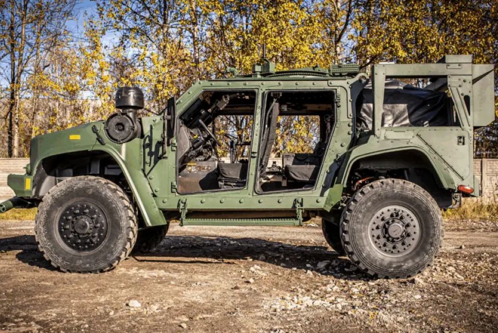 The Netherlands Ministry of Defence expands Dutch expeditionary patrol vehicle fleet 