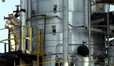 Venezuela, U.S. Strike $2 Billion Oil Export Deal