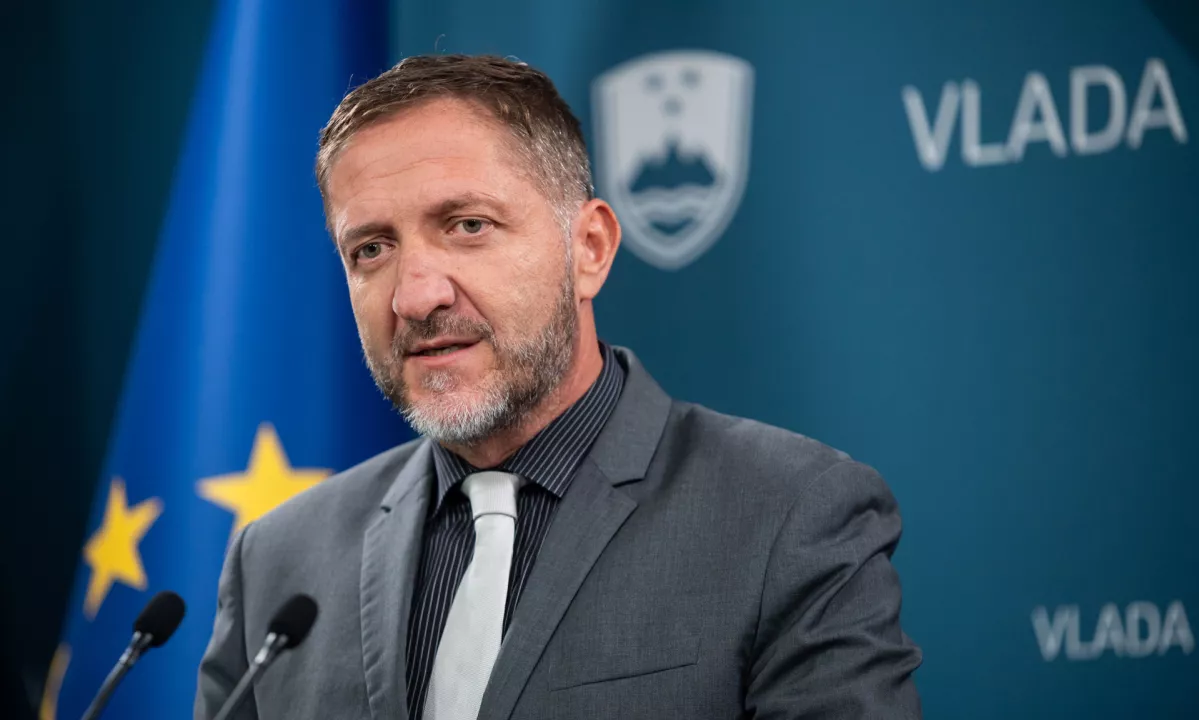 Slovenija izdala za 1,75 milijarde evrov obveznic