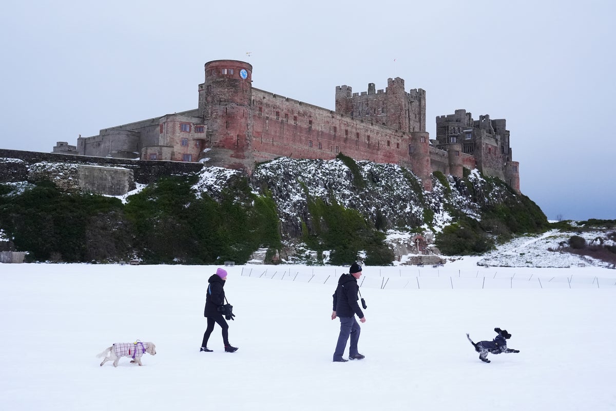 UK weather live: Fresh snow and ice warnings across UK as Storm Goretti approaches