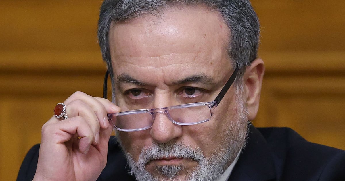 Iran's Foreign Minister insists Tehran respects Lebanon's sovereignty during Beirut visit