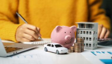 Consilier al premierului, despre impozitarea clădirilor la valoarea de piață: România nu încasează mare lucru din taxele pe proprietate