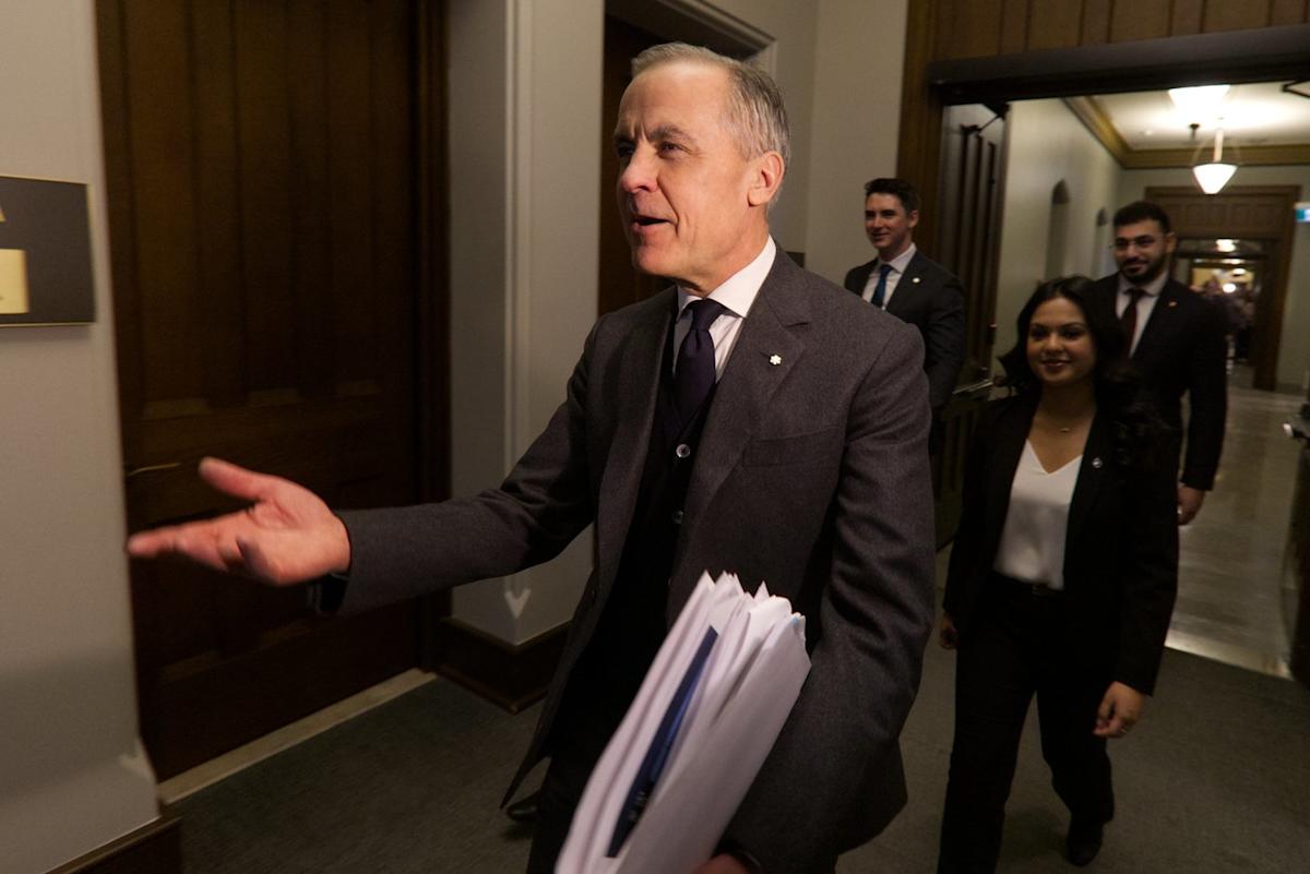 Carney links Trump's latest tariff threat to negotiations on CUSMA trade pact