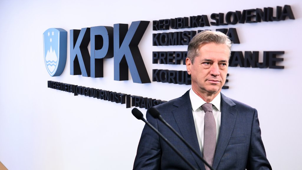 'Tu smo zaradi ljudi, naše delo ne bo zastalo. Pika. Končna pika'