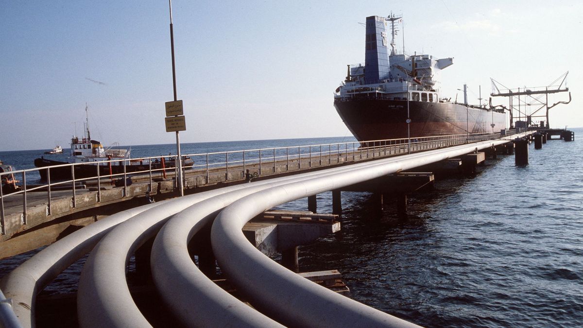 új olajvezeték épül Magyarország felé