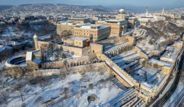 mesebeli látványt nyújt a hófödte Magyarország