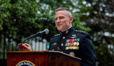 Trump taps Marine general as DIA director