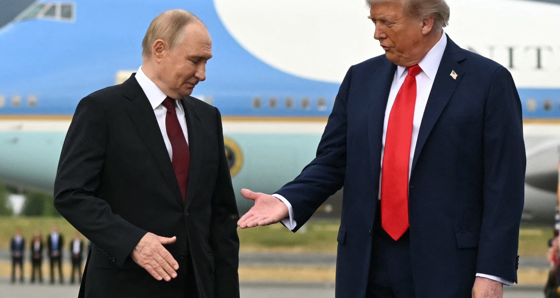 Trump asks Putin to join Gaza ‘board of peace’ even as Ukraine war rages | Donald Trump News