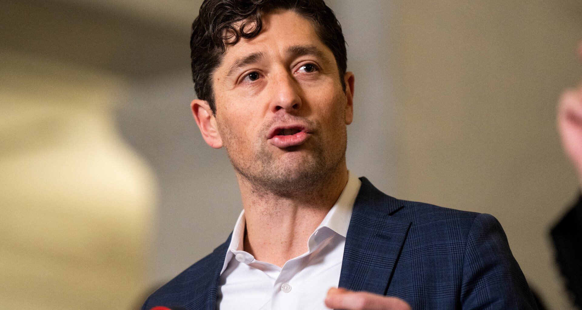 Minneapolis mayor says reported DOJ probe ‘intimidation’ amid ICE raids | Donald Trump News