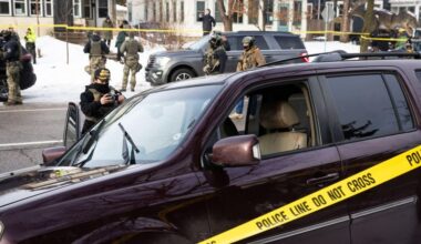 Live updates: Minneapolis ICE shooting of woman deepens tension over immigration crackdown