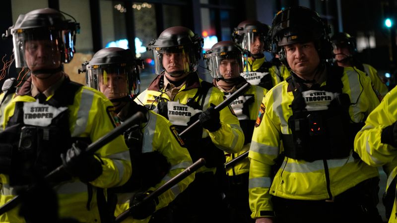 Hundreds of immigration officers headed to Minneapolis as tensions flare amid protests