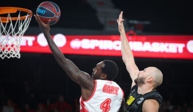 Spirou's Juwan Gary and Oostende's Pierre-Antoine Gillet fight for the ball during a basketball match between Spirou Charleroi and BC Oostende, Friday 17 October 2025 in Charleroi, on day 4 of the 'BNXT League' Belgian/ Dutch first division basket championship. BELGA PHOTO VIRGINIE LEFOUR