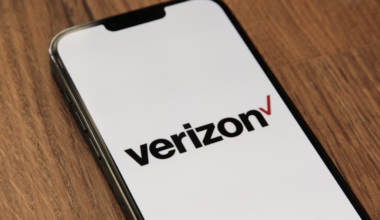 How to claim Verizon's $20 credit for Wednesday's service outage