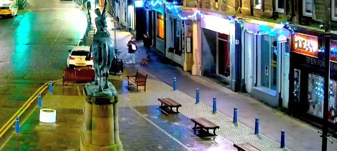 Drunk caught kicking their wee dog less then a minute into the year on Hawick High Street