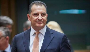 Cyprus police widen probe after ex-energy minister questioned over video, KNEWS