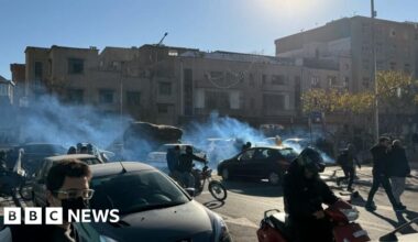 Trump intervention warning over Iran protests 'reckless' says foreign minister