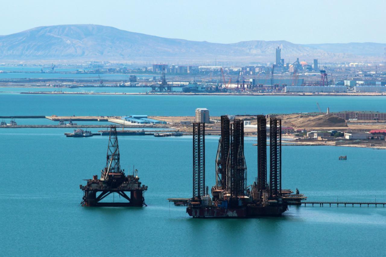 Offshore drilling platforms operate near the coast of Baku, Azerbaijan, accessed on May 7, 2025. (Adobe Stock Photo)